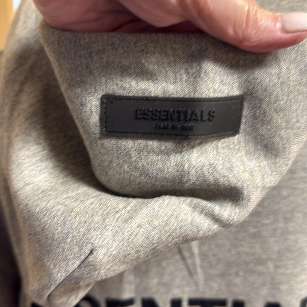 Essentials Fear of God Hoodie dark oatmeal size large - Picture 5 of 8